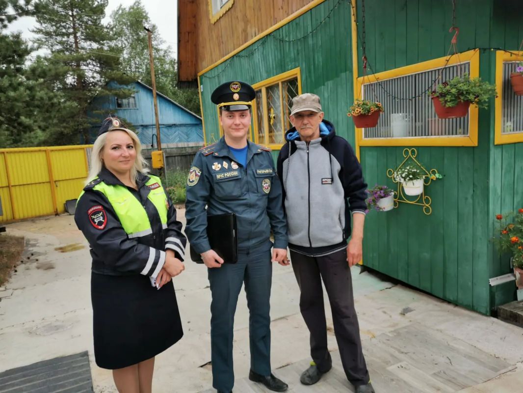 #ЛицаМЧС. «В спорте – борьба на поле за победу, в службе – за сохранение жизней и здоровья людей» #ЛицаМЧС. «В спорте – борьба на поле за победу, в службе – за сохранение жизней и здоровья людей»