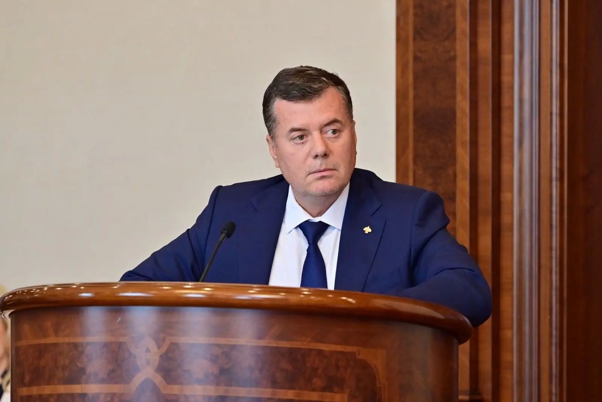 Ростислав Гольдштейн: Строительство больниц, школ, дорог и мостов – в центре внимания Правительства Коми Ростислав Гольдштейн: Строительство больниц, школ, дорог и мостов – в центре внимания Правительства Коми
