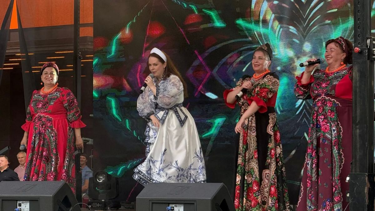 Сыктывкарский хор «Эжва йлга» победил на фестивале «Завалинка» Сыктывкарский хор «Эжва йлга» победил на фестивале «Завалинка»