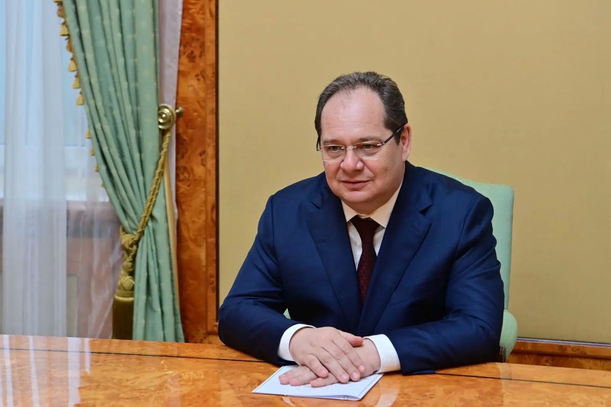 Ростислав Гольдштейн: Друзья, раcширяем в Коми форматы прямого диалога власти и людей Ростислав Гольдштейн: Друзья, раcширяем в Коми форматы прямого диалога власти и людей
