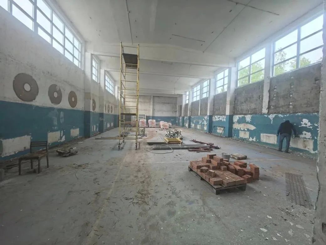 В Косланской школе продолжается капитальный ремонт В Косланской школе продолжается капитальный ремонт