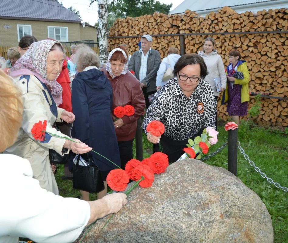 В селе Усть-Цильма прошла встреча, посвящённая памяти жителей района – участников Великой Отечественной войны В селе Усть-Цильма прошла встреча, посвящённая памяти жителей района – участников Великой Отечественной войны