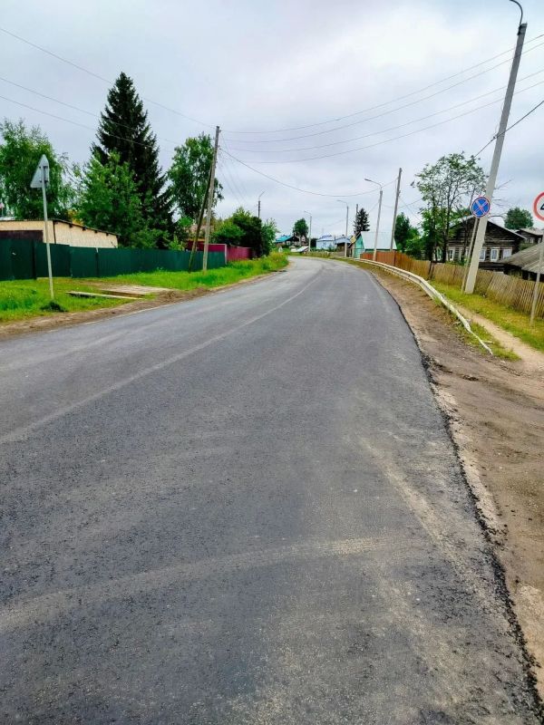 Ремонт дорог идёт и в селе УстьКулом Ремонт дорог идёт и в селе УстьКулом