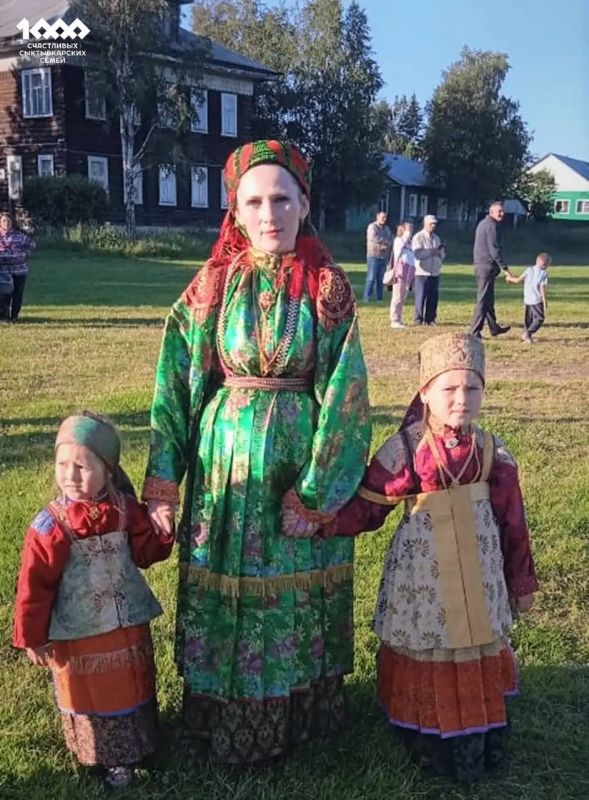 Максим Мартышин: Сегодня познакомлю вас с семьёй Ларуковых-Чупровых Максим Мартышин: Сегодня познакомлю вас с семьёй Ларуковых-Чупровых