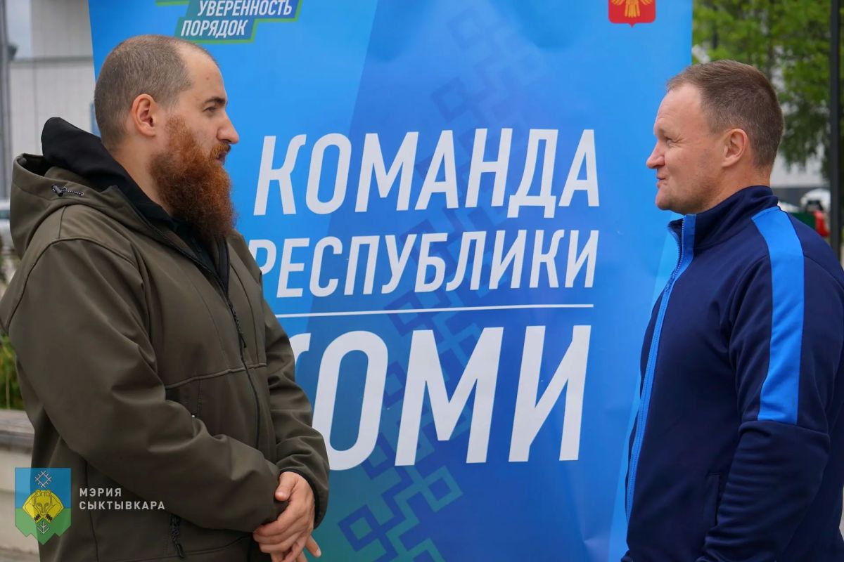 Сегодня на площадке «под часами» развернулась «Спортивная пятница» Сегодня на площадке «под часами» развернулась «Спортивная пятница»
