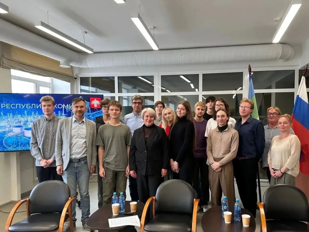 Студенты СПбГУ познакомились с экономическим и промышленным потенциалом Республики Коми Студенты СПбГУ познакомились с экономическим и промышленным потенциалом Республики Коми