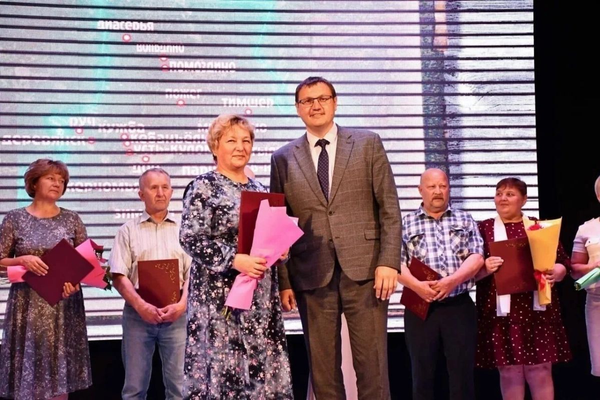 Люди, чья работа и общественная деятельность служат примером преданности и заботы о жителях Люди, чья работа и общественная деятельность служат примером преданности и заботы о жителях