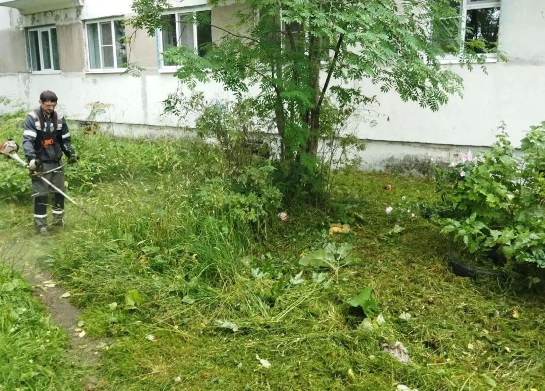 Максим Мартышин: Минувшая пятница и выходные прошли в привычном рабочем ритме - без выходных и без скидок Максим Мартышин: Минувшая пятница и выходные прошли в привычном рабочем ритме - без выходных и без скидок