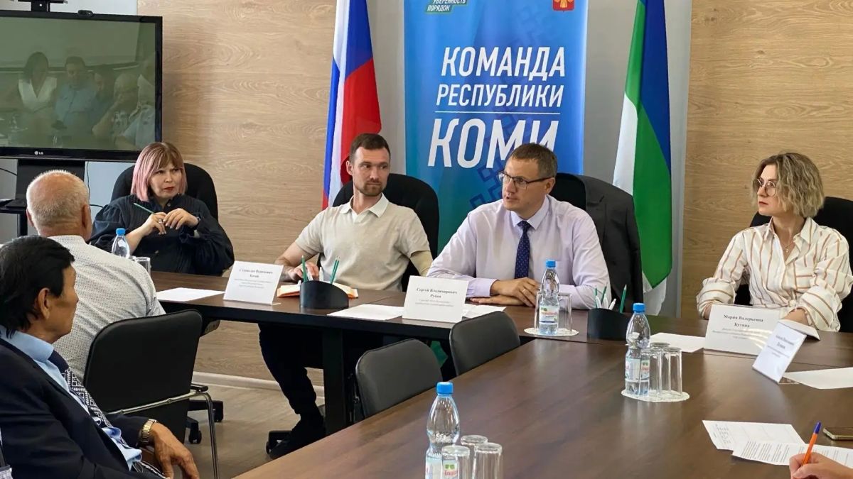 Зампред Госсовета, Герой России Станислав Кочев посетил Усть-Куломский район Зампред Госсовета, Герой России Станислав Кочев посетил Усть-Куломский район