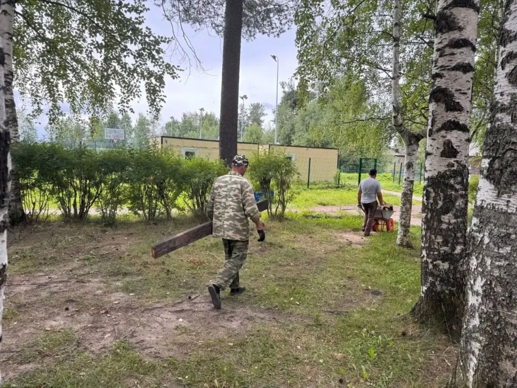 Максим Мартышин: Друзья, сегодня хочу поделиться хорошими новостями из наших пригородных посёлков - Краснозатонского и Верхней Максаковки Максим Мартышин: Друзья, сегодня хочу поделиться хорошими новостями из наших пригородных посёлков - Краснозатонского и Верхней Максаковки