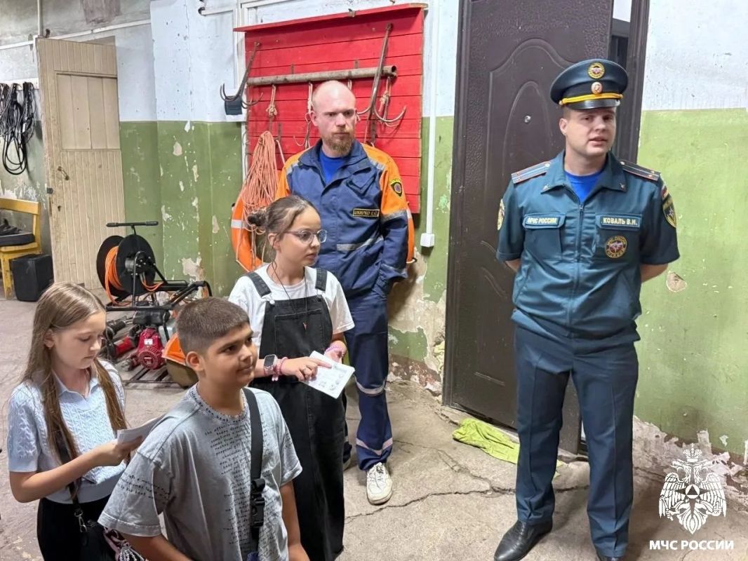 За новыми знаниями к спасателям За новыми знаниями к спасателям