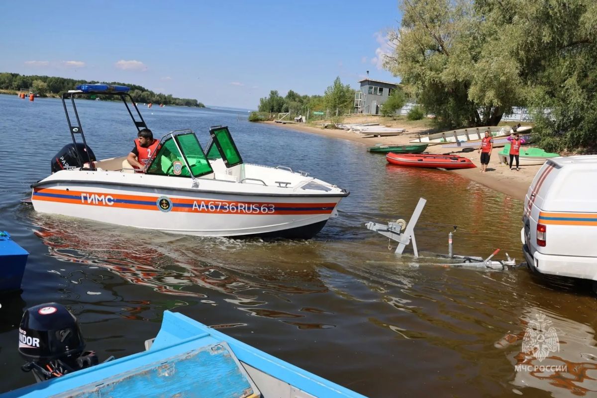 В Самарской области завершился XIХ Всероссийский чемпионат по водно-моторным соревнованиям среди команд ГИМС МЧС России В Самарской области завершился XIХ Всероссийский чемпионат по водно-моторным соревнованиям среди команд ГИМС МЧС России