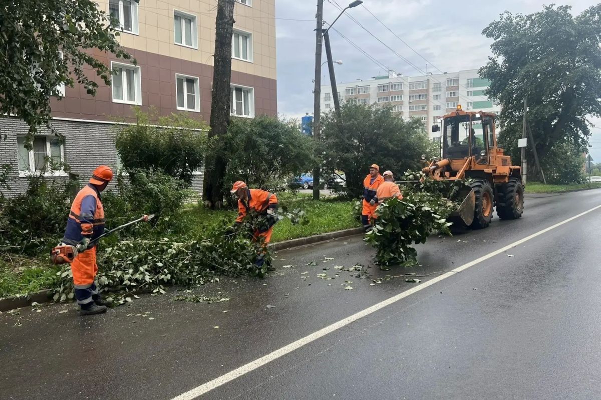 Максим Мартышин: Минувшая пятница и выходные прошли в привычном рабочем ритме Максим Мартышин: Минувшая пятница и выходные прошли в привычном рабочем ритме