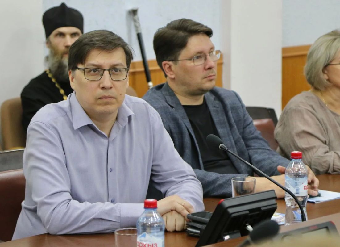 В МВД по Республике Коми состоялось расширенное заседание Общественного совета В МВД по Республике Коми состоялось расширенное заседание Общественного совета