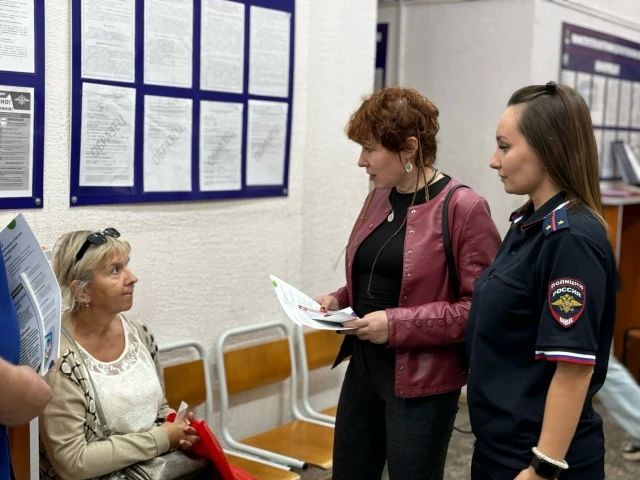 В Сыктывкаре общественники проверили доступность и качество госуслуг в Госавтоинспекции и Отделе по вопросам миграции В Сыктывкаре общественники проверили доступность и качество госуслуг в Госавтоинспекции и Отделе по вопросам миграции