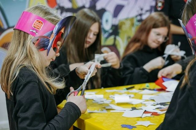 В преддверии 1 сентября автоинспекторы Сыктывкара напомнили школьникам о безопасности на дороге В преддверии 1 сентября автоинспекторы Сыктывкара напомнили школьникам о безопасности на дороге