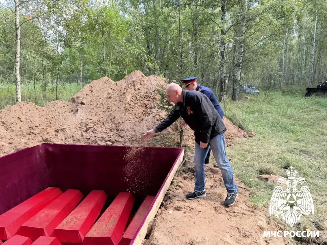 По пути Героя. В Великом Новгороде прошел военно-исторический поисково-мемориальный маршрут «Дорогой героев» по местам боевых сражений на территории Новгородской области По пути Героя. В Великом Новгороде прошел военно-исторический поисково-мемориальный маршрут «Дорогой героев» по местам боевых сражений на территории Новгородской области