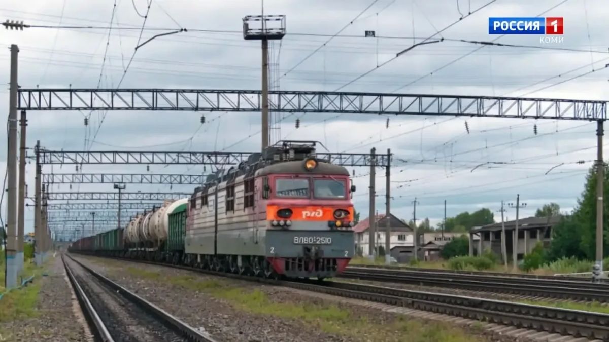 Поезда дальнего следования с дополнительными вагонами будут курсировать на Северной железной дороге в августе и сентябре