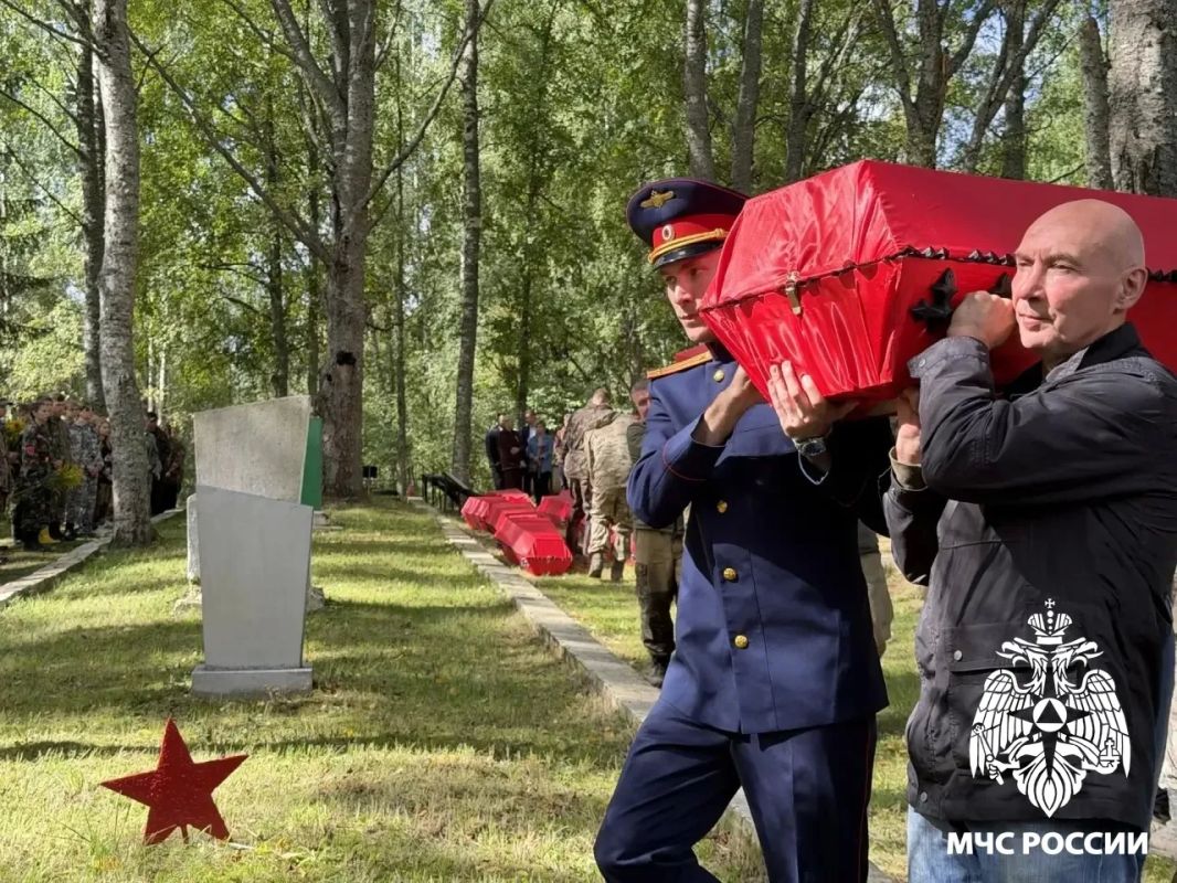 По пути Героя. В Великом Новгороде прошел военно-исторический поисково-мемориальный маршрут «Дорогой героев» по местам боевых сражений на территории Новгородской области По пути Героя. В Великом Новгороде прошел военно-исторический поисково-мемориальный маршрут «Дорогой героев» по местам боевых сражений на территории Новгородской области