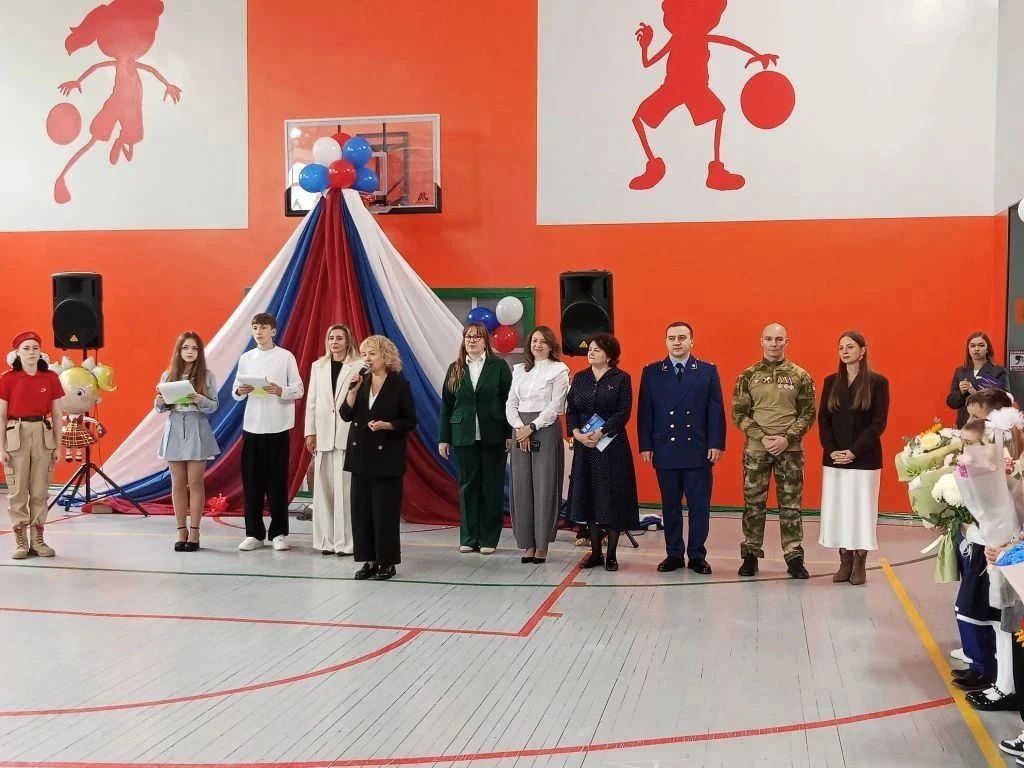 Прокуроры городов и районов приняли активное участие в мероприятиях, приуроченных ко Дню знаний Прокуроры городов и районов приняли активное участие в мероприятиях, приуроченных ко Дню знаний