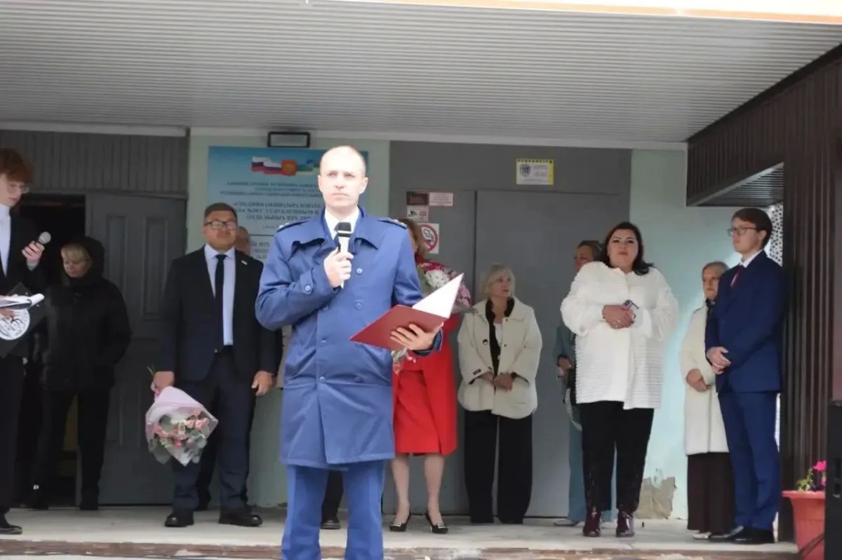 Прокуроры городов и районов приняли активное участие в мероприятиях, приуроченных ко Дню знаний Прокуроры городов и районов приняли активное участие в мероприятиях, приуроченных ко Дню знаний