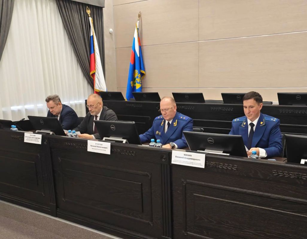 В рамках Всероссийского дня приема предпринимателей 1 сентября 2026 года прокурор Республики Коми Николай Егоров встретился с представителями бизнес-сообщества В рамках Всероссийского дня приема предпринимателей 1 сентября 2026 года прокурор Республики Коми Николай Егоров встретился с представителями бизнес-сообщества