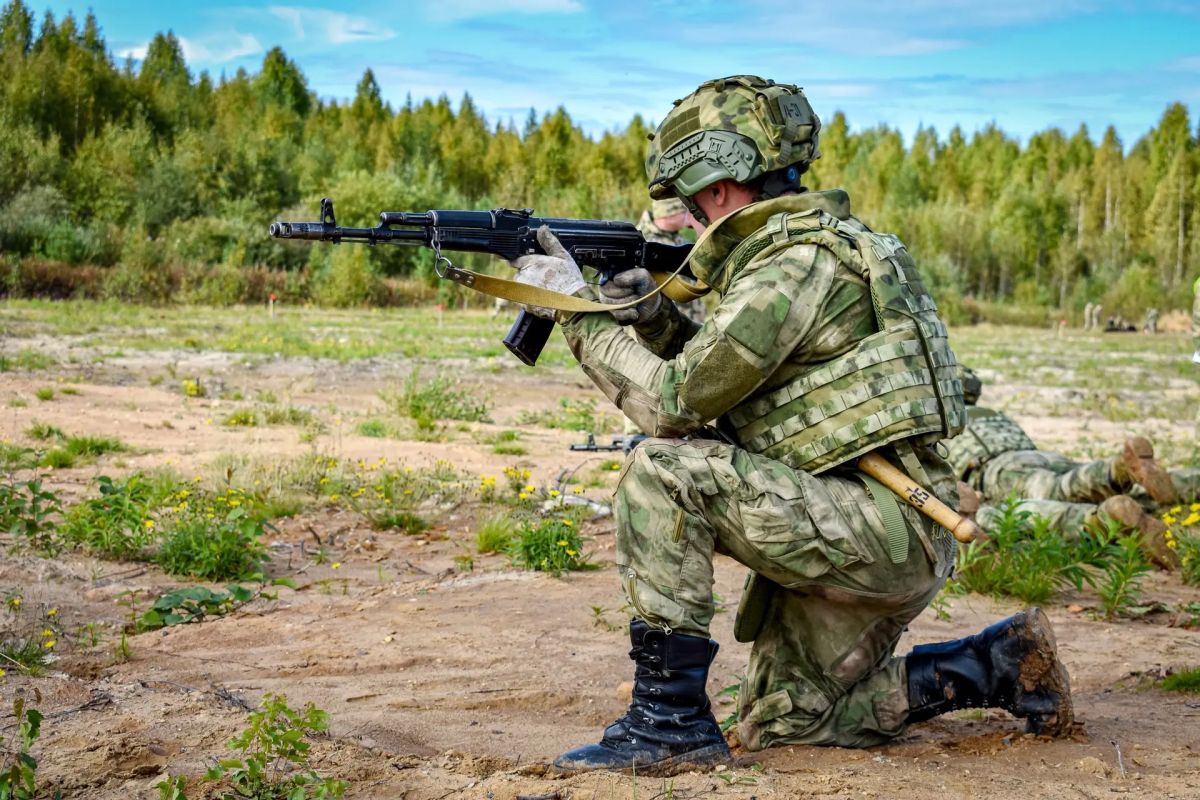 Петербургский взрывотехник-росгвардеец завоевал «серебро» на конкурсе групп разминирования Росгвардии Петербургский взрывотехник-росгвардеец завоевал «серебро» на конкурсе групп разминирования Росгвардии