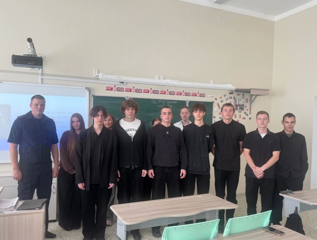 В Сыктывкаре, Усинске, Вуктыле, Ижемском, Княжпогостском и Прилузском районах следователи СК провели профилактические мероприятия со школьниками В Сыктывкаре, Усинске, Вуктыле, Ижемском, Княжпогостском и Прилузском районах следователи СК провели профилактические мероприятия со школьниками