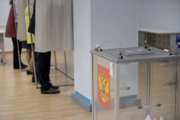 Избирком Коми публикует данные: на 15.00 явка на избирательных участках составила – 12, 24%