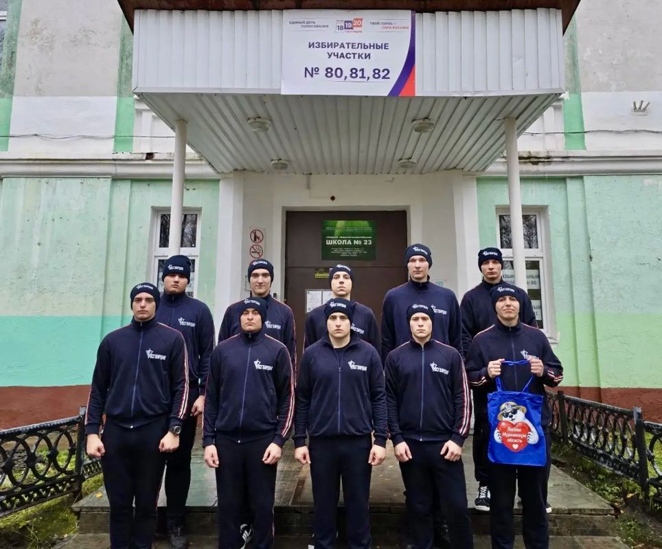 Участие в голосовании приняли военнослужащие по призыву из калининградского специального моторизованного полка, мурманского морского отряда и сыктывкарского Центра подготовки личного состава Северо-Западного округа Росгвардии Участие в голосовании приняли военнослужащие по призыву из калининградского специального моторизованного полка, мурманского морского отряда и сыктывкарского Центра подготовки личного состава Северо-Западного округа Росгвардии