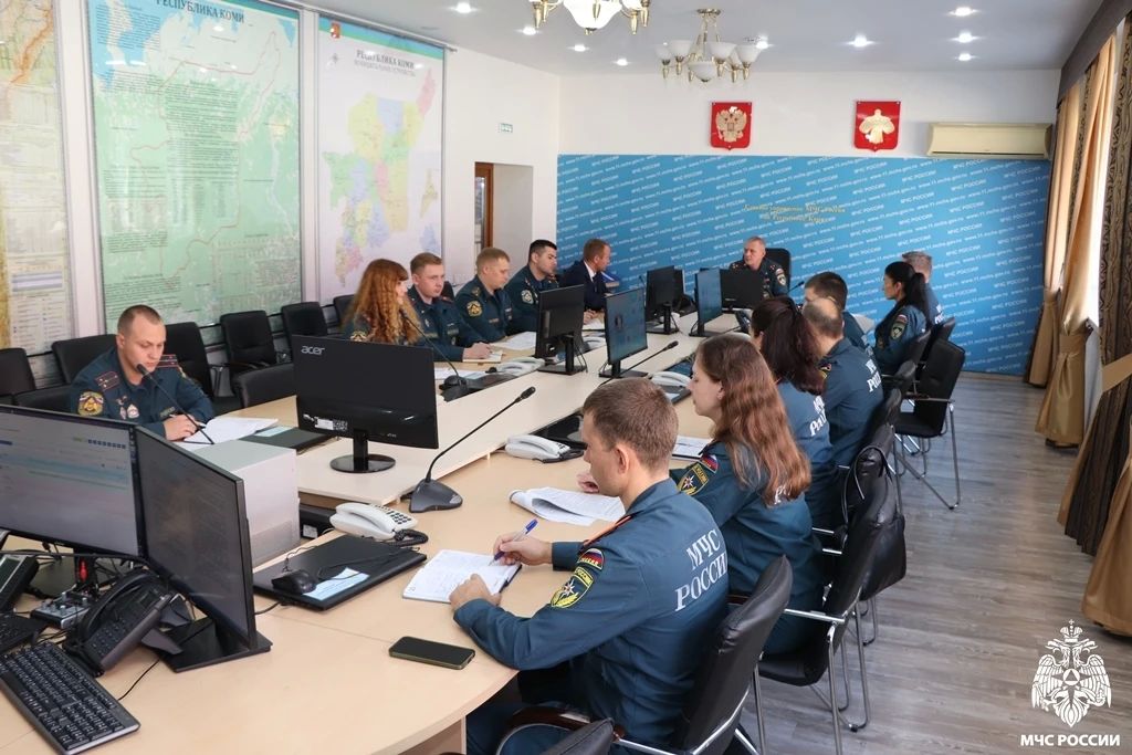Подкрепляем готовность. Главное управление МЧС России по Республике Коми приняло участие в командно-штабном учении среди территориальных органов МЧС России по Северо-Западному федеральному округу по отработке вопросов... Подкрепляем готовность. Главное управление МЧС России по Республике Коми приняло участие в командно-штабном учении среди территориальных органов МЧС России по Северо-Западному федеральному округу по отработке вопросов...