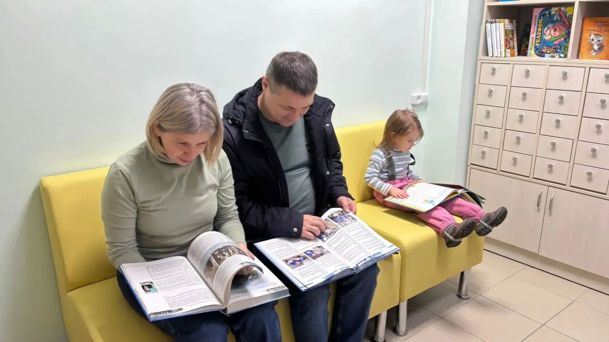 Ростислав Гольдштейн: В Вуктыле и Ижме открылись обновленные модельные библиотеки – по нацпроекту «Семья» и в рамках Года села Ростислав Гольдштейн: В Вуктыле и Ижме открылись обновленные модельные библиотеки – по нацпроекту «Семья» и в рамках Года села