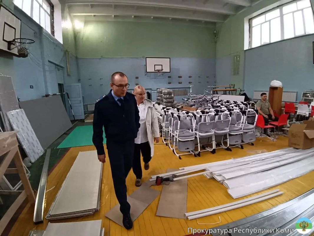 Прокурор г. Воркуты Сергей Данилов в рамках надзорного сопровождения посетил МОУ «Средняя общеобразовательная школа 35» г. Воркуты и МБУ ДО «Северная детская музыкальная школа», где в рамках реализации нацпроектов «Молодежь... Прокурор г. Воркуты Сергей Данилов в рамках надзорного сопровождения посетил МОУ «Средняя общеобразовательная школа 35» г. Воркуты и МБУ ДО «Северная детская музыкальная школа», где в рамках реализации нацпроектов «Молодежь...