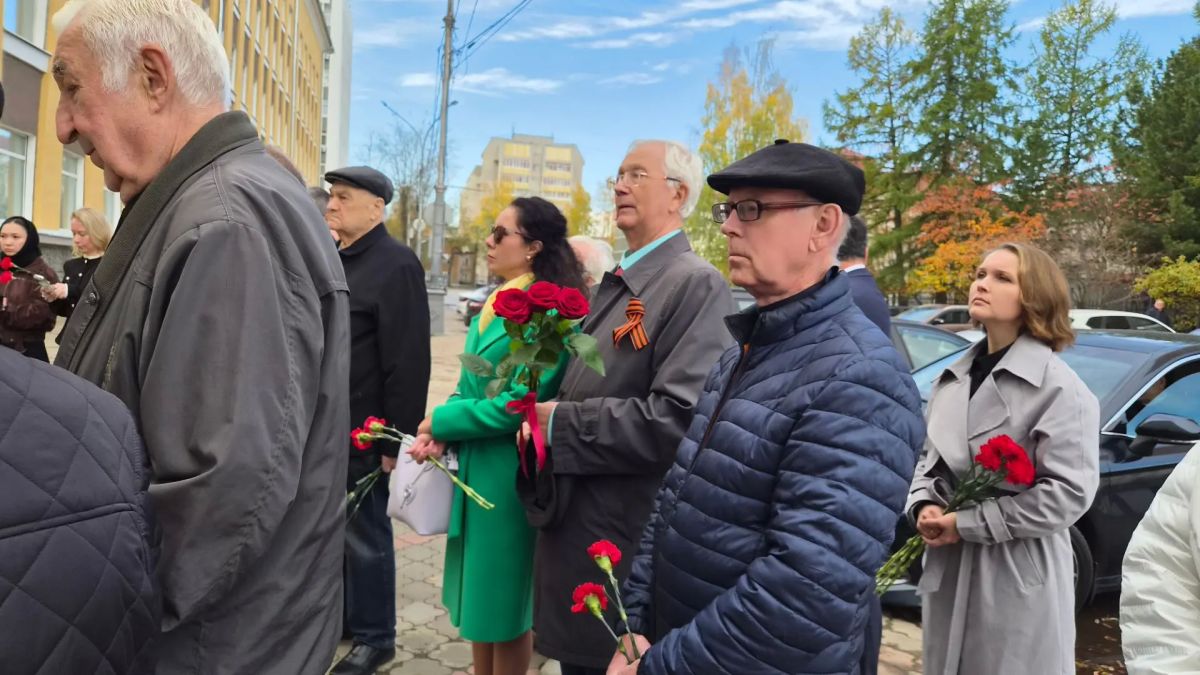 Максим Мартышин: Сегодня исполняется 102 года со дня рождения Ивана Павловича Морозова Максим Мартышин: Сегодня исполняется 102 года со дня рождения Ивана Павловича Морозова