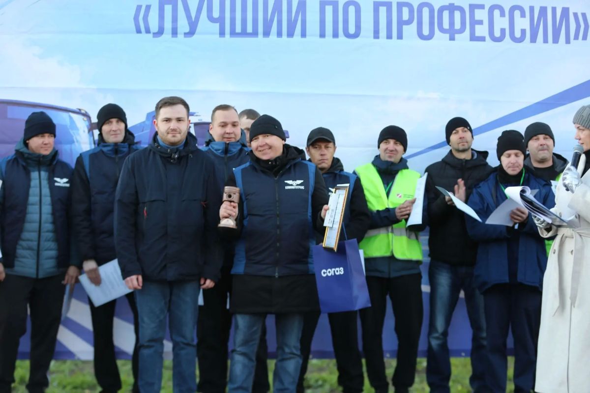 Максим Мартышин: Сегодня на Театральной площади определили лучших водителей Сыктывкара Максим Мартышин: Сегодня на Театральной площади определили лучших водителей Сыктывкара
