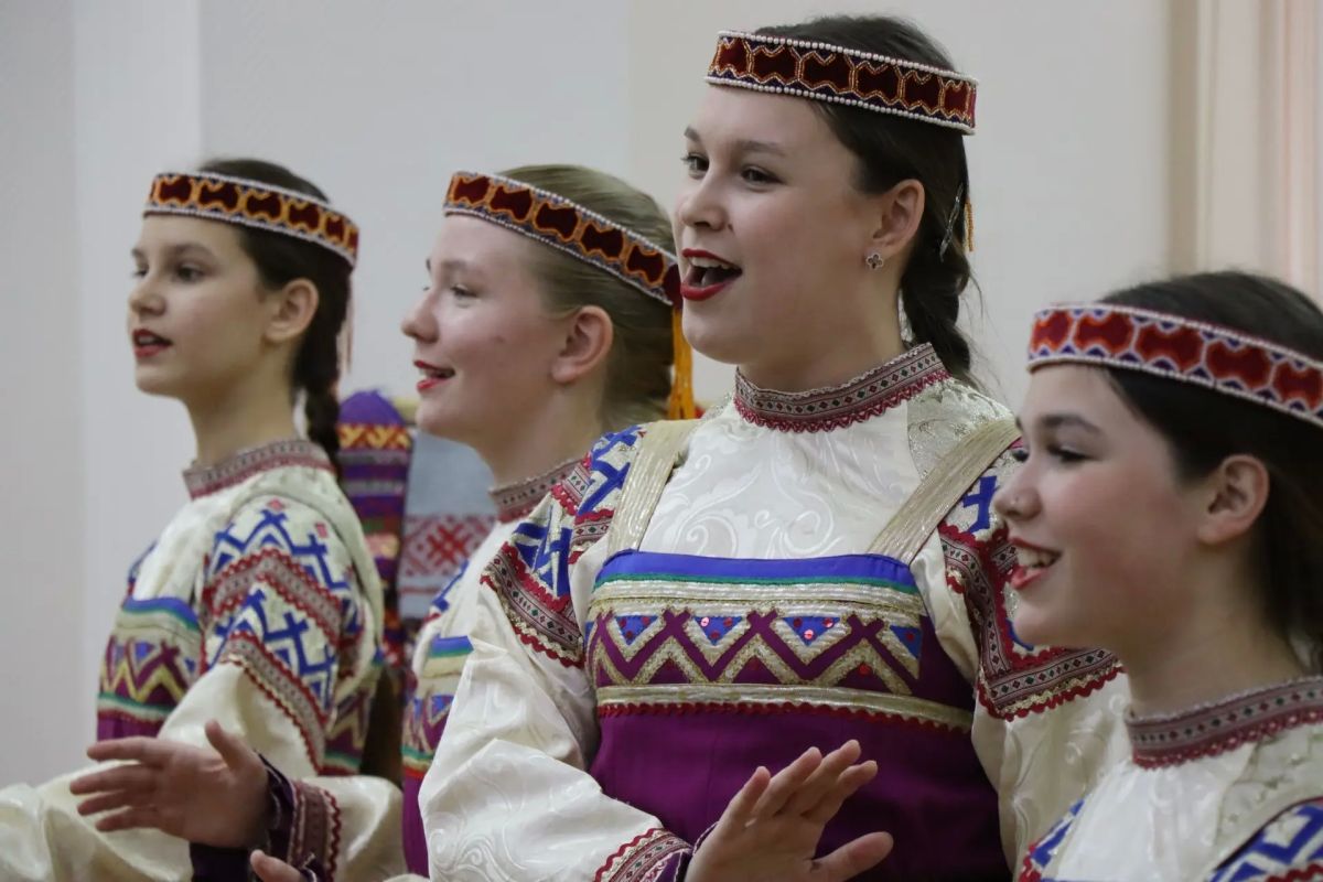 В Сыктывкаре представили календарь об узорном вязании Коми под названием «Сила традиций» В Сыктывкаре представили календарь об узорном вязании Коми под названием «Сила традиций»
