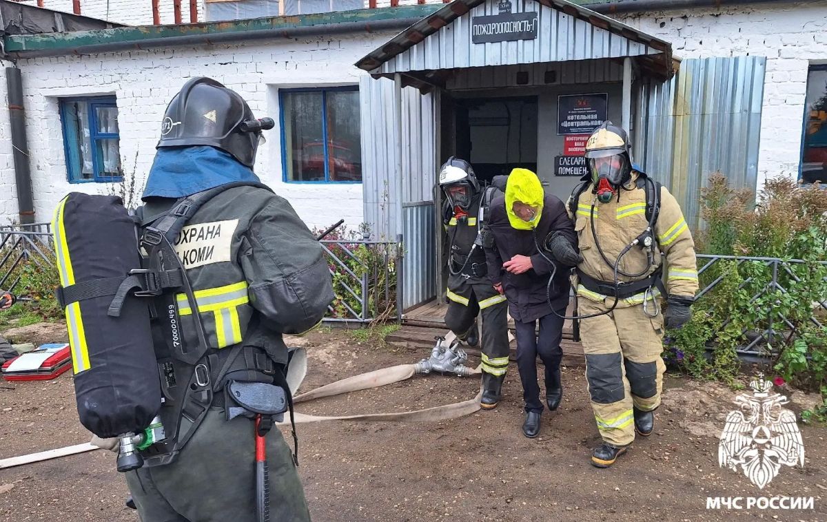 В Коми прошел второй этап штабной тренировки по гражданской обороне В Коми прошел второй этап штабной тренировки по гражданской обороне