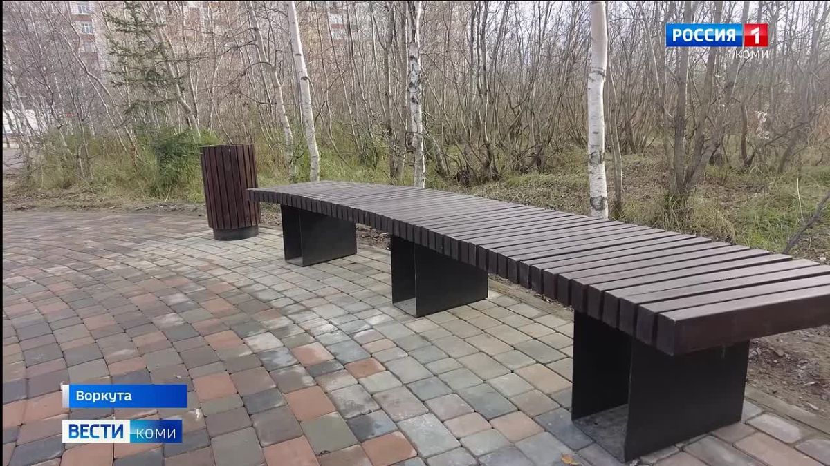 В Воркуте завершили второй этап благоустройства сквера у кафедрального собора Иверской иконы Божией Матери