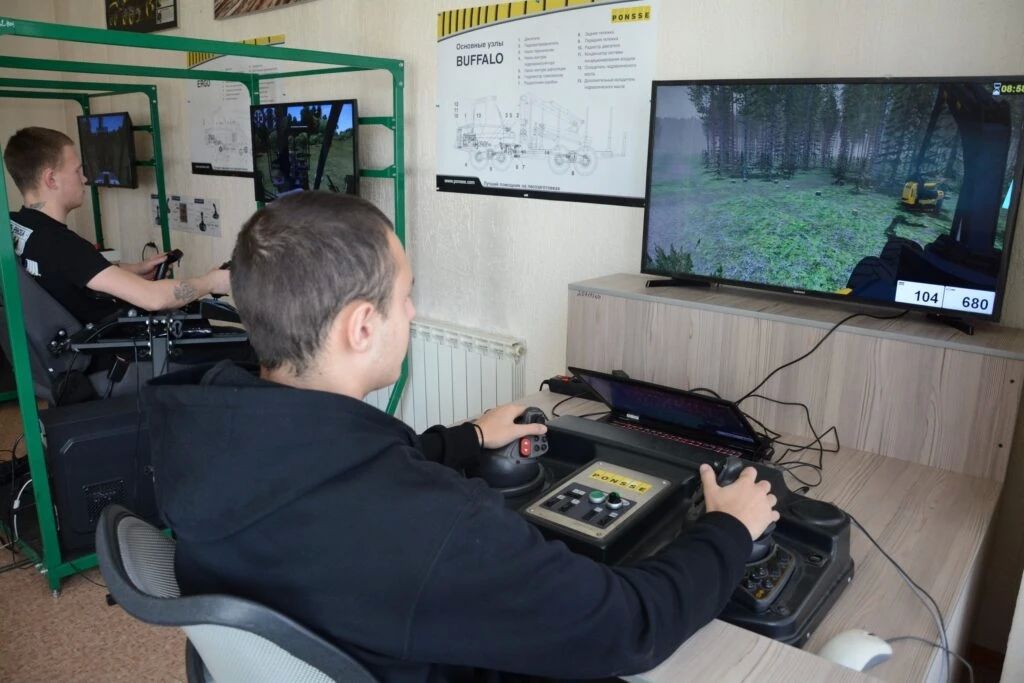 Сыктывкарские техникумы поучаствовали в федеральной акции «Единый день открытых дверей» Сыктывкарские техникумы поучаствовали в федеральной акции «Единый день открытых дверей»