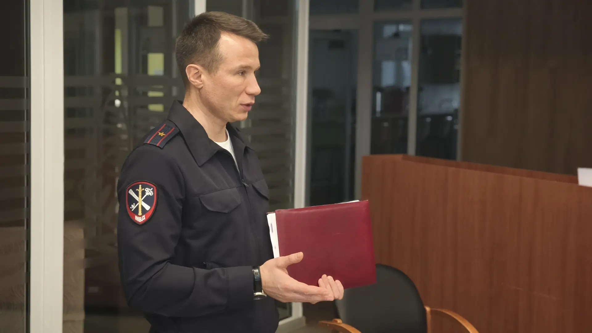 Представитель правового отдела МВД по Коми провёл профориентационную встречу со студентами-юристами КРАГСиУ
